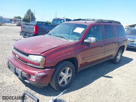 2005 Chevrolet TrailBlazer LS with VIN 1GNET16S356112993, listed as a IAAI auction lot 42036437 with 259,684 mi miles. Bid and sale history available at carsss.com. Image 2.