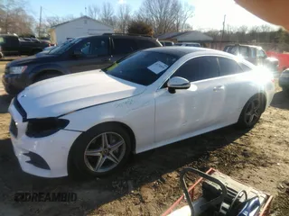 2018 Mercedes-Benz E-Class E 400 with VIN WDD1J6FB2JF050335, listed as a IAAI auction lot 41732691 with 76,660 mi miles. Bid and sale history available at carsss.com. Image 17.