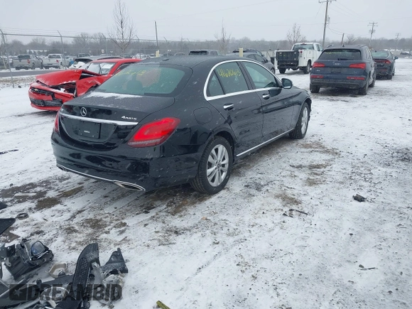 2020 Mercedes-Benz C 300 with VIN WDDWF8EB0LR560804, listed as a IAAI auction lot 41620613 with 48,555 mi miles and . Bid and sale history available at DreamBid. Image 4.
