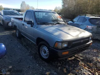1993 Toyota 2WD Pickups with VIN 4TARN81A8PZ061273, listed as a Copart auction lot 72385394 with 139,707 mi miles and Salvage Title. Bid and sale history available at carsss.com. Image 4.