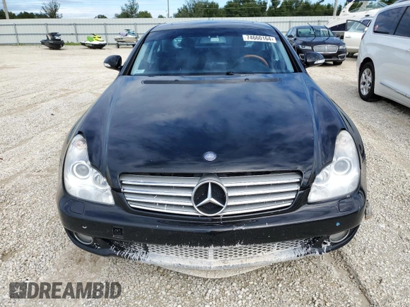 2007 Mercedes-Benz CLS-Class 5.5L with VIN WDDDJ72X87A087481, listed as a Copart auction lot 74660164 with 0 mi miles and Salvage Title. Bid and sale history available at carsss.com. Image 5.
