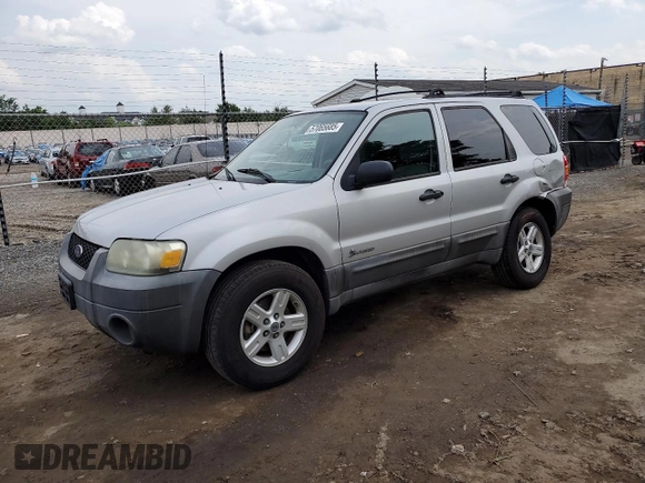 2005 Ford Escape Hybrid with VIN 1FMCU96H55KC74059, listed as a Copart auction lot 57065685 with 154,807 mi miles and Salvage title. Bid and sale history available at DreamBid. Image 1.
