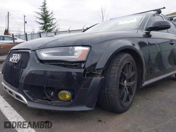 2015 Audi allroad Premium Plus with VIN WA1UFAFL7FA117966, listed as a IAAI auction lot 41530094 with 1 mi miles. Bid and sale history available at carsss.com. Image 19.