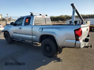 2022 Toyota Tacoma SR z VIN 3TYRZ5CN3NT017224, wystawiony jako Copart lot #44068435 z przebiegiem 11 836 mil mil oraz Szkoda całkowita • Salvage title. Historia ofert i sprzedaży dostępna na DreamBid. Obrazek 2.