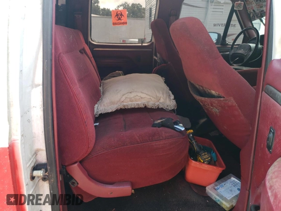 1995 Ford F-350 с VIN 1FTJW36F9SEA23346, выставлен на аукционе Copart как лот 75330444 с пробегом Не указан миль и Списание • Salvage title. История ставок и продаж доступна на DreamBid. Изображение 10.