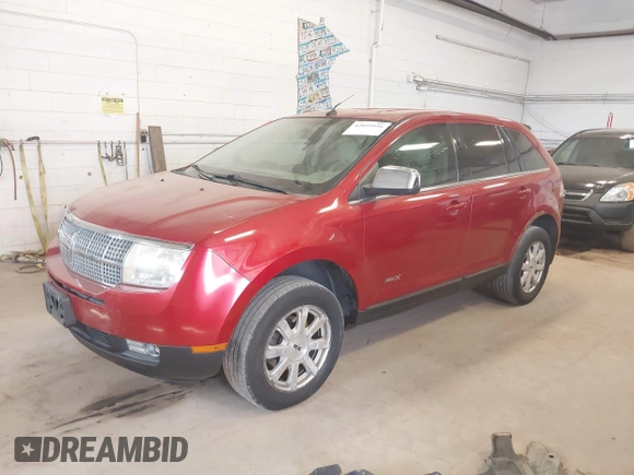 2007 Lincoln MKX with VIN 2LMDU88C57BJ34241, listed as a IAAI auction lot 42059956 with 230,948 mi miles. Bid and sale history available at carsss.com. Image 2.