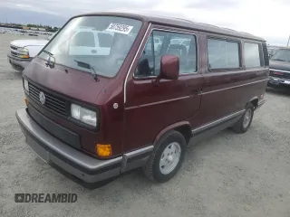1988 Volkswagen Vanagon with VIN WV2YB0256JH066577, listed as a Copart auction lot 50759295 with 178,240 mi miles and Clean Title. Bid and sale history available at DreamBid. Image 1.