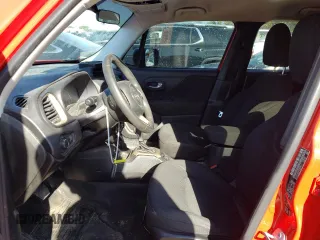 2017 Jeep Renegade Sport with VIN ZACCJBABXHPG38722, listed as a Copart auction lot 71112863 with 175,471 mi miles and Salvage title. Bid and sale history available at DreamBid. Image 7.