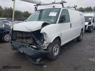 2019 GMC Savana Cargo Van with VIN 1GTW7AFG9K1154896, listed as a IAAI auction lot 41761872 with 183,541 mi miles. Bid and sale history available at carsss.com. Image 17.