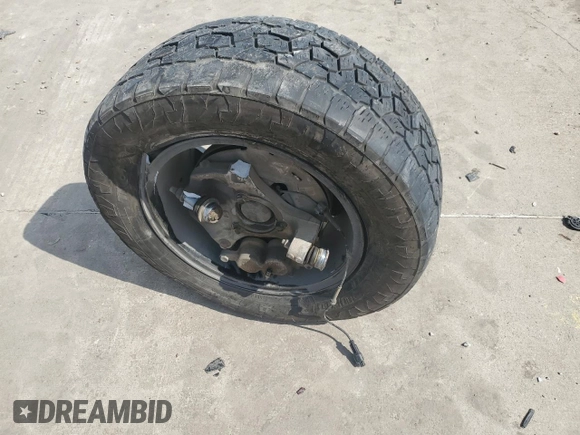 2018 Chevrolet Tahoe LS with VIN 1GNSCAKC7JR232581, listed as a Copart auction lot 56174415 with Not provided miles and Salvage title. Bid and sale history available at DreamBid. Image 13.