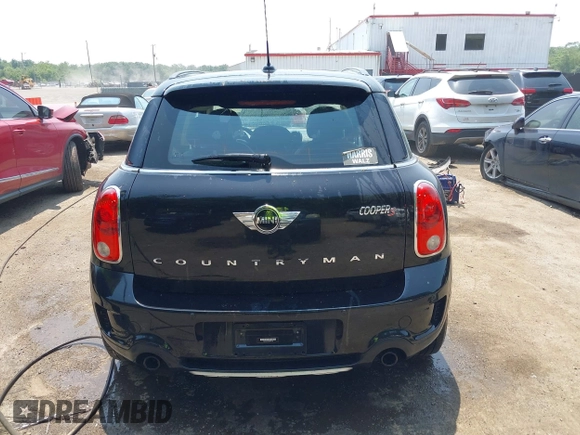 2015 MINI Countryman S with VIN WMWZC5C56FWP45115, listed as a IAAI auction lot 42426394 with 52,937 mi miles and . Bid and sale history available at DreamBid. Image 17.