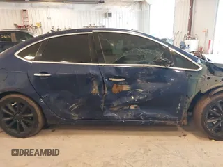 2013 Buick Verano с VIN 1G4PP5SK4D4224873, выставлен на аукционе IAAI как лот 42332337 с пробегом 172 753 миль миль и . История ставок и продаж доступна на DreamBid. Изображение 13.
