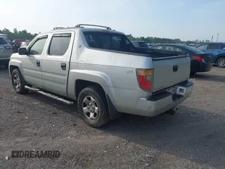2008 Honda Ridgeline RT z VIN 2HJYK16278H519464, wystawiony jako IAAI lot #42297282 z przebiegiem 277 507 mil mil oraz . Historia ofert i sprzedaży dostępna na DreamBid. Obrazek 3.