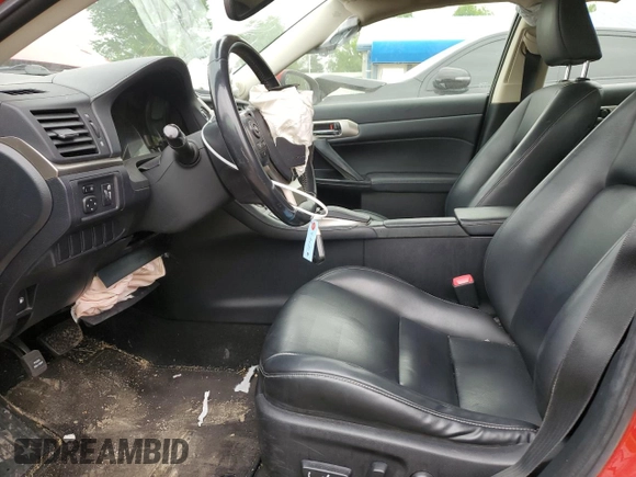 2014 Lexus CT 200h z VIN JTHKD5BHXE2198660, wystawiony jako Copart lot #54880225 z przebiegiem 100 061 mil mil oraz Szkody całkowita. Historia ofert i sprzedaży dostępna na DreamBid. Obrazek 7.