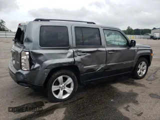 2014 Jeep Patriot Latitude z VIN 1C4NJRFB7ED501578, wystawiony jako Copart lot #63308005 z przebiegiem 76 100 mil mil oraz Szkoda całkowita • Salvage title. Historia ofert i sprzedaży dostępna na DreamBid. Obrazek 3.