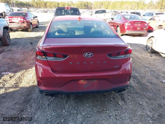 2019 Hyundai Sonata Sport with VIN 5NPE34AFXKH736229, listed as a IAAI auction lot 41355059 with 116,236 mi miles. Bid and sale history available at carsss.com. Image 16.