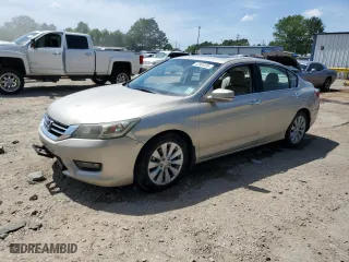 2015 Honda Accord Sedan EX-L with VIN 1HGCR3F8XFA016504, listed as a Copart auction lot 52869455 with 133,656 mi miles and Non Repairable. Bid and sale history available at carsss.com. Image 1.