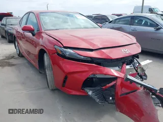 2025 Toyota Camry LE с VIN 4T1DBADK7SU012621, выставлен на аукционе IAAI как лот 42034225 с пробегом 351 миль миль и . История ставок и продаж доступна на DreamBid. Изображение 1.