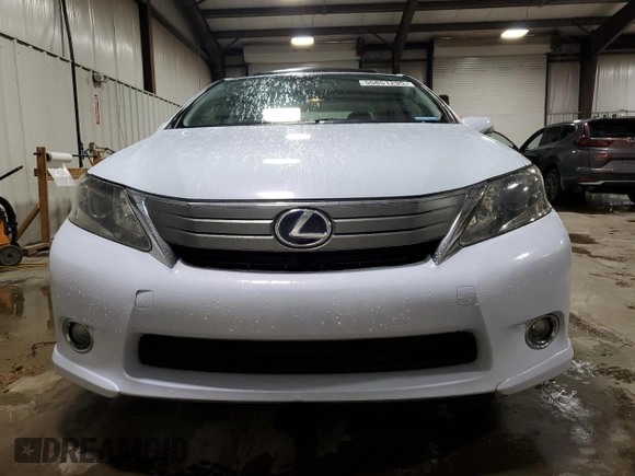 2010 Lexus HS 250h z VIN JTHBB1BA0A2026195, wystawiony jako Copart lot #55851295 z przebiegiem 284 870 mil mil oraz Czysty tytuł • Clean title. Historia ofert i sprzedaży dostępna na DreamBid. Obrazek 5.