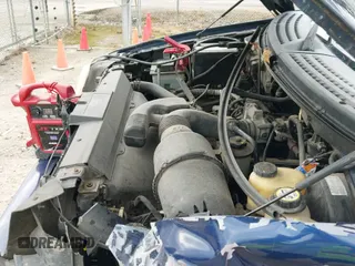 2007 Ford F-150 STX с VIN 1FTRX02W77KD62491, выставлен на аукционе IAAI как лот 41119114 с пробегом 228 032 миль миль и . История ставок и продаж доступна на DreamBid. Изображение 12.