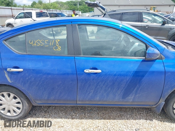 2017 Nissan Versa SV with VIN 3N1CN7AP7HL831743, listed as a IAAI auction lot 42555118 with 174,704 mi miles and . Bid and sale history available at DreamBid. Image 14.