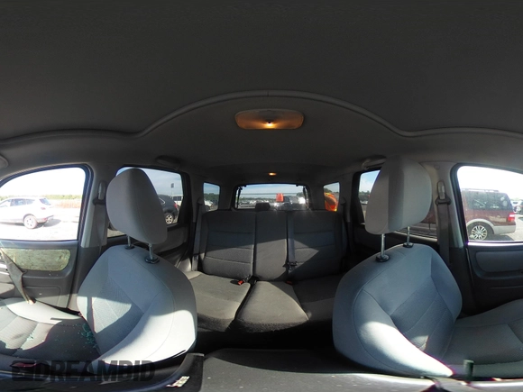 2005 Ford Escape XLT с VIN 1FMYU93165KB95125, выставлен на аукционе IAAI как лот 42227060 с пробегом 122 117 миль миль и . История ставок и продаж доступна на DreamBid. Изображение 19.