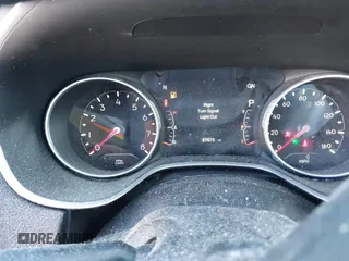 2018 Jeep Compass Sport with VIN 3C4NJDAB7JT481279, listed as a IAAI auction lot 40633532 with 87,675 mi miles and . Bid and sale history available at DreamBid. Image 7.
