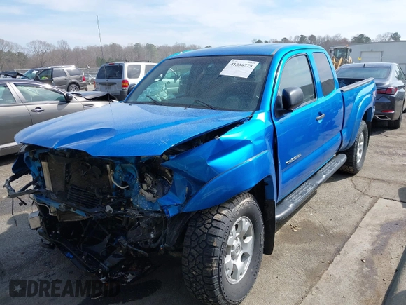 2011 Toyota Tacoma with VIN 5TFUU4EN1BX016557, listed as a IAAI auction lot 41836775 with 123,879 mi miles. Bid and sale history available at carsss.com. Image 17.
