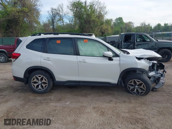 2023 Subaru Forester Premium z VIN JF2SKADC2PH471884, wystawiony jako IAAI lot #42073492 z przebiegiem Nie podano mil oraz . Historia ofert i sprzedaży dostępna na DreamBid. Obrazek 13.