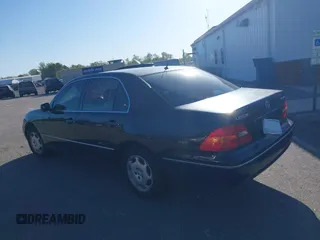 2001 Lexus LS 430 with VIN JTHBN30F710042861, listed as a IAAI auction lot 41895357 with Not Provided miles. Bid and sale history available at carsss.com. Image 3.