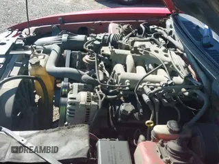 2002 Ford Mustang Standard z VIN 1FAFP40422F141786, wystawiony jako IAAI lot #43421875 z przebiegiem 234 526 mil mil oraz . Historia ofert i sprzedaży dostępna na DreamBid. Obrazek 21.