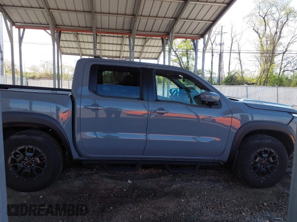 2022 Nissan Frontier SV z VIN 1N6ED1EK5NN685565, wystawiony jako IAAI lot #42091479 z przebiegiem 61 914 mil mil oraz . Historia ofert i sprzedaży dostępna na DreamBid. Obrazek 14.
