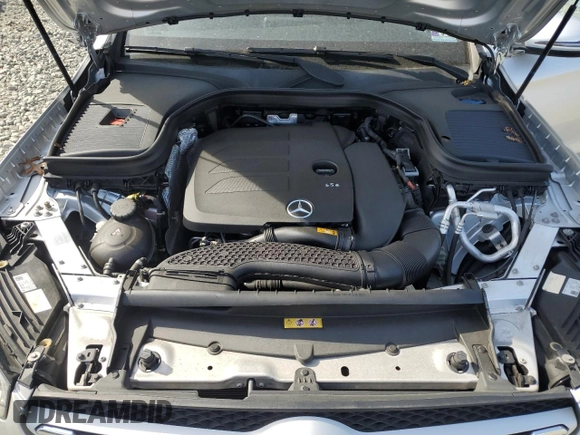 2020 Mercedes-Benz GLC 300 z VIN WDC0G8EB1LF674917, wystawiony jako Copart lot #53933235 z przebiegiem 43 611 mil mil oraz Szkoda całkowita • Salvage title. Historia ofert i sprzedaży dostępna na DreamBid. Obrazek 12.