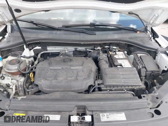 2018 Volkswagen Tiguan SEL с VIN 3VV3B7AX7JM219565, выставлен на аукционе IAAI как лот 41906582 с пробегом 92 391 миль миль и . История ставок и продаж доступна на DreamBid. Изображение 10.