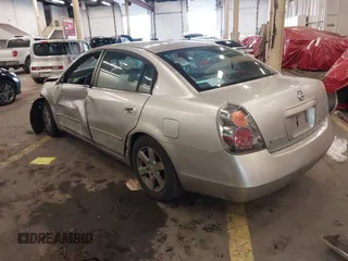 2002 Nissan Altima S with VIN 1N4AL11D22C216832, listed as a IAAI auction lot 41526142 with 1 mi miles. Bid and sale history available at carsss.com. Image 3.