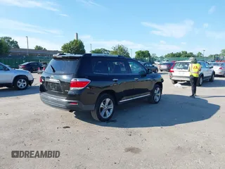2012 Toyota Highlander Limited z VIN 5TDDK3EH2CS114949, wystawiony jako IAAI lot #42653088 z przebiegiem 133 231 mil mil oraz . Historia ofert i sprzedaży dostępna na DreamBid. Obrazek 4.