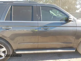 2019 Ford Expedition XLT with VIN 1FMJU1HT5KEA76330, listed as a IAAI auction lot 41171664 with 89,548 mi miles. Bid and sale history available at carsss.com. Image 13.