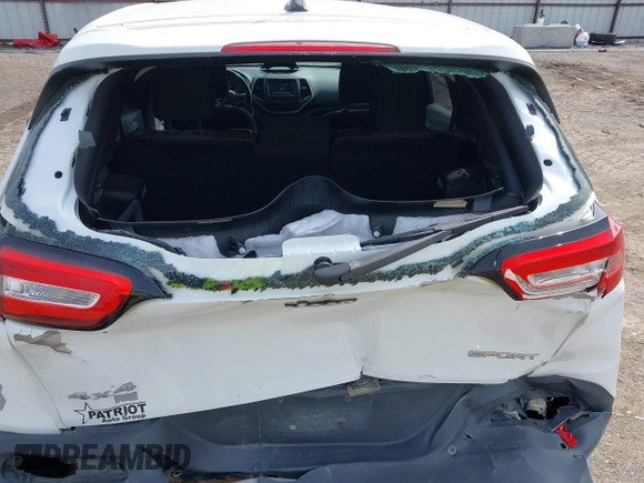 2016 Jeep Cherokee Sport with VIN 1C4PJMAB1GW218412, listed as a IAAI auction lot 41909027 with 167,206 mi miles. Bid and sale history available at carsss.com. Image 12.