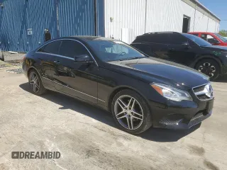 2015 Mercedes-Benz E 400 with VIN WDDKJ6HB2FF303744, listed as a Copart auction lot 55131245 with 84,714 mi miles and Salvage Title. Bid and sale history available at DreamBid. Image 4.