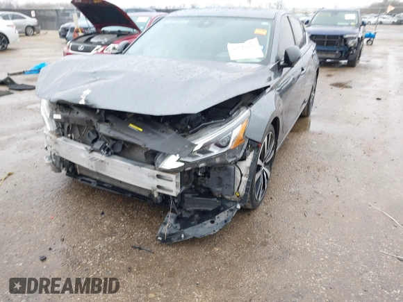 2020 Nissan Altima SR z VIN 1N4BL4CV2LN317368, wystawiony jako IAAI lot #41535712 z przebiegiem 52 323 mil mil oraz . Historia ofert i sprzedaży dostępna na DreamBid. Obrazek 6.