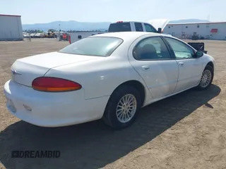 2004 Chrysler Concorde LX z VIN 2C3HD46R44H695934, wystawiony jako IAAI lot #42478121 z przebiegiem 183 917 mil mil oraz . Historia ofert i sprzedaży dostępna na DreamBid. Obrazek 4.