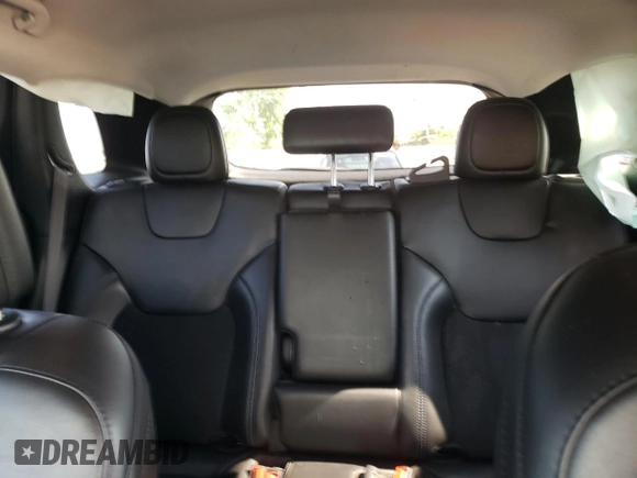 2020 Jeep Cherokee Latitude Plus with VIN 1C4PJMLB2LD638876, listed as a Copart auction lot 61852975 with 103,208 mi miles and Salvage title. Bid and sale history available at DreamBid. Image 10.