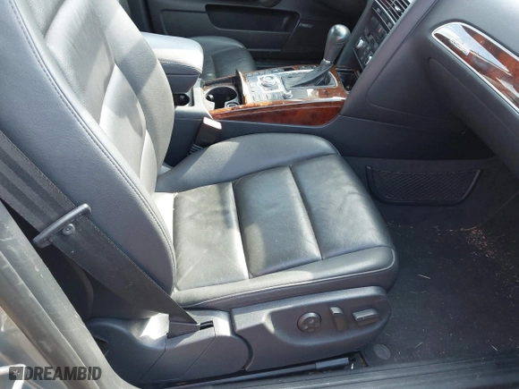 2008 Audi A6 with VIN WAUDH74F68N095399, listed as a IAAI auction lot 42018228 with 212,570 mi miles. Bid and sale history available at carsss.com. Image 5.