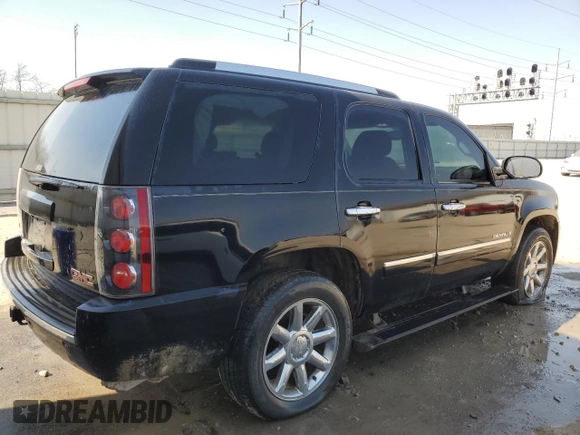 2009 GMC Yukon Denali z VIN 1GKFK03279R279042, wystawiony jako Copart lot #47779045 z przebiegiem 255 869 mil mil oraz Szkody całkowita. Historia ofert i sprzedaży dostępna na DreamBid. Obrazek 3.