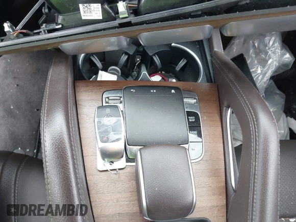 2020 Mercedes-Benz GLE 350 with VIN 4JGFB4KB2LA030640, listed as a IAAI auction lot 42478799 with 73,942 mi miles and . Bid and sale history available at DreamBid. Image 11.