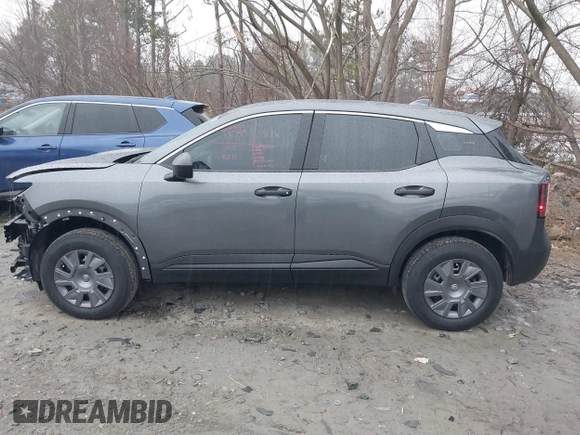 2025 Nissan Kicks S with VIN 3N8AP6BB4SL353921, listed as a IAAI auction lot 41552427 with 3,006 mi miles. Bid and sale history available at carsss.com. Image 14.