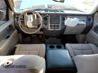 2011 Ford Expedition XL z VIN 1FMJU1G53BEF21649, wystawiony jako Copart lot #84542364 z przebiegiem 175 320 mil mil oraz Szkoda całkowita • Salvage title. Historia ofert i sprzedaży dostępna na DreamBid. Obrazek 8.