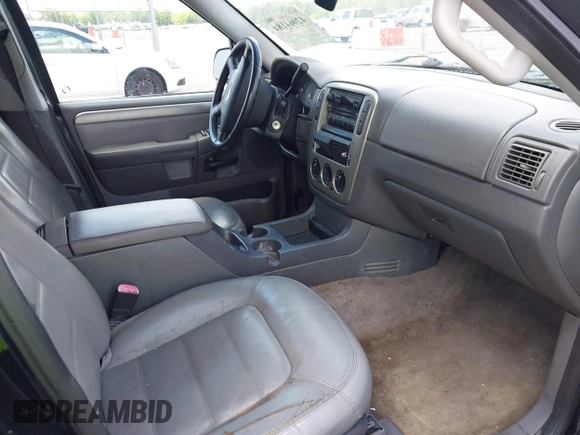 2004 Ford Explorer XLT с VIN 1FMDU73E34UB45341, выставлен на аукционе IAAI как лот 42064184 с пробегом 195 423 миль миль и . История ставок и продаж доступна на DreamBid. Изображение 5.