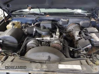 1999 Chevrolet Suburban z VIN 1GNFK16R1XJ409829, wystawiony jako IAAI lot #42045240 z przebiegiem 337 554 mil mil oraz . Historia ofert i sprzedaży dostępna na DreamBid. Obrazek 10.