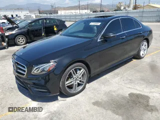 2020 Mercedes-Benz E 350 z VIN W1KZF8DB9LA809419, wystawiony jako Copart lot #57158485 z przebiegiem 61 201 mil mil oraz Szkoda całkowita • Salvage title. Historia ofert i sprzedaży dostępna na DreamBid. Obrazek 1.